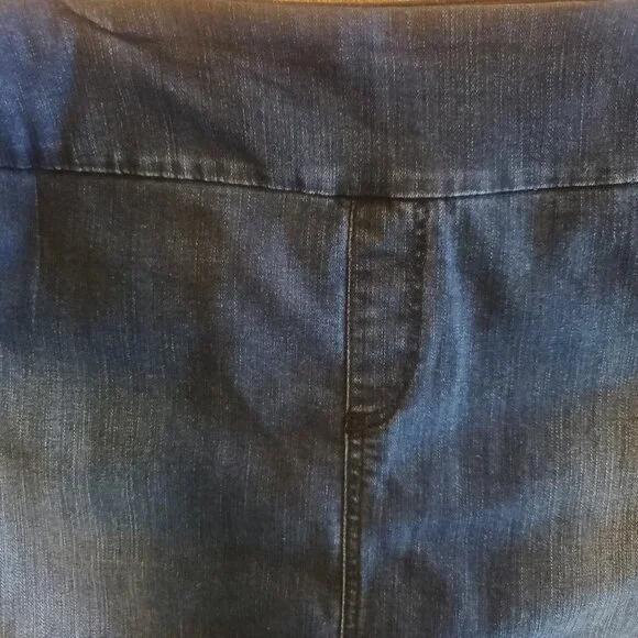 Denim Skort for Women - Picture 4 of 9